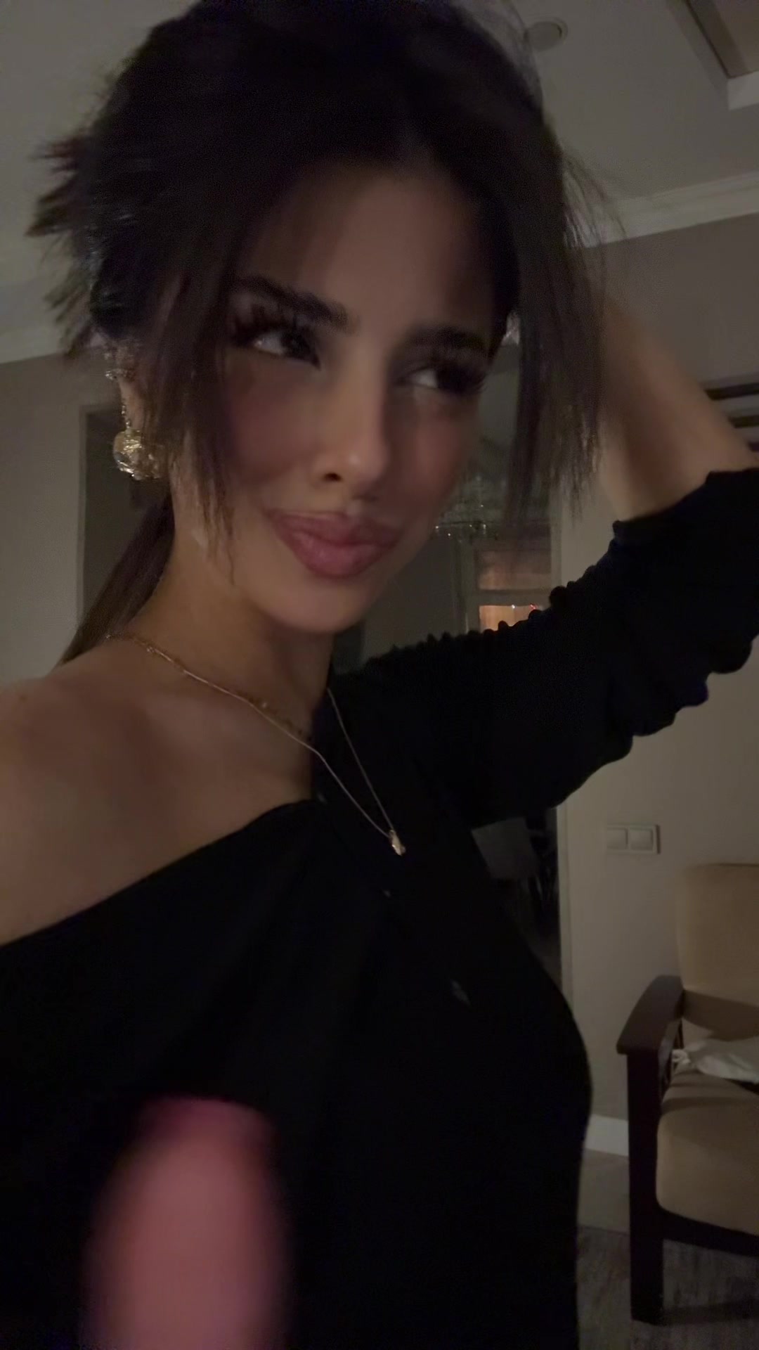 @arinaaiis