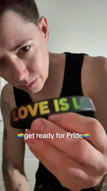 @Live free or die🏳️&zwj;🌈