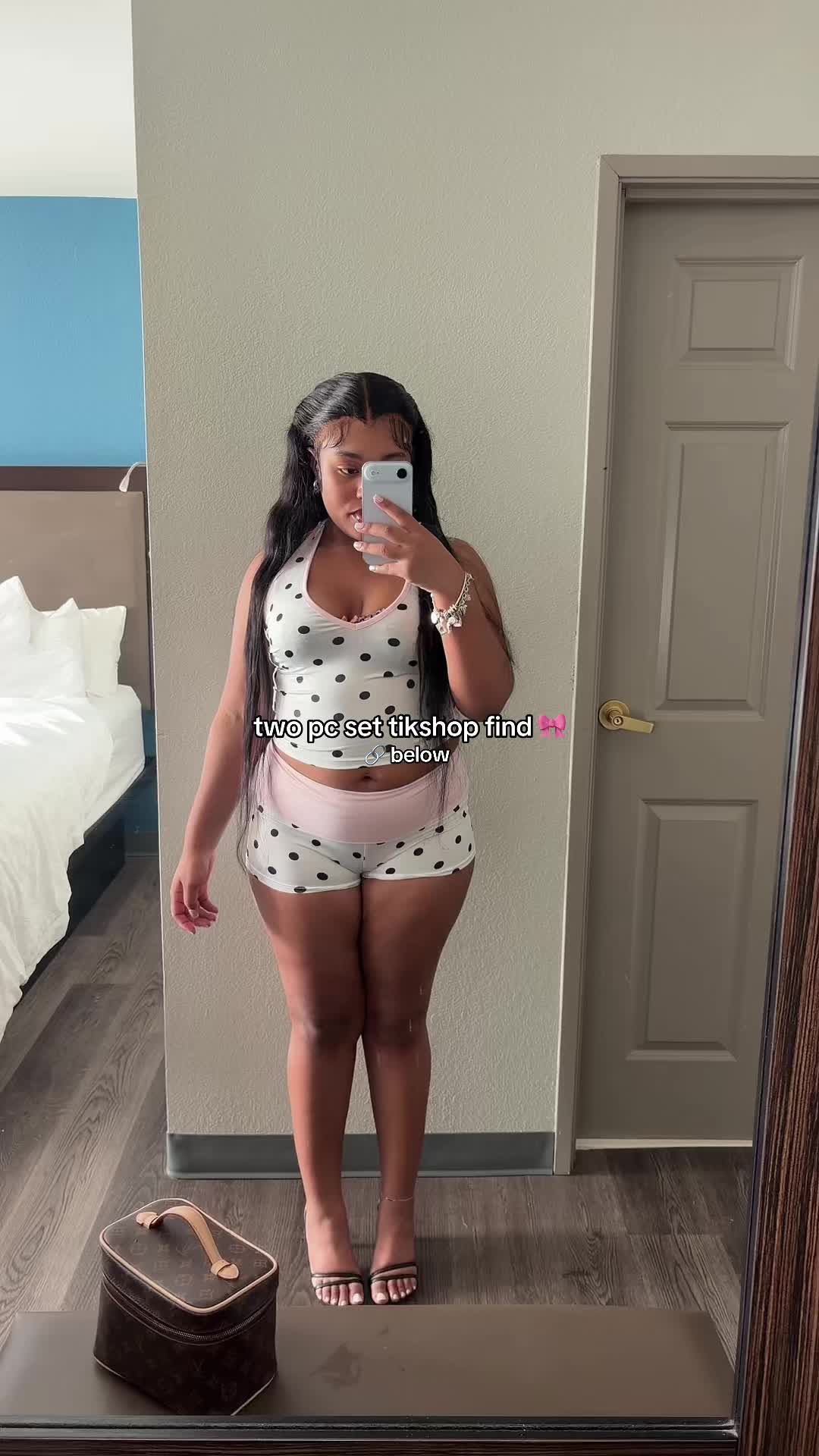 @mynameboujee