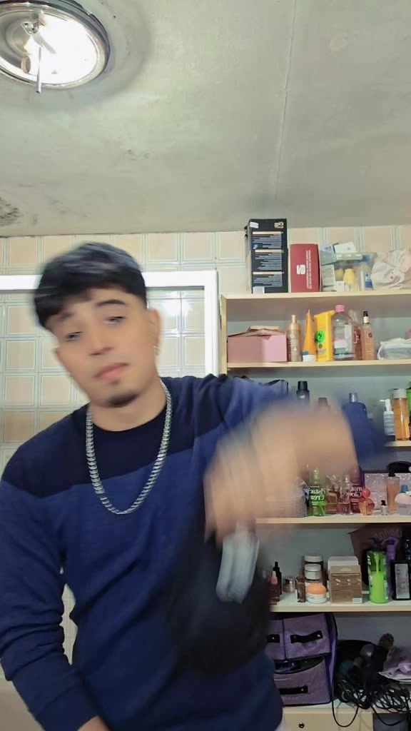 @Edwinking👑