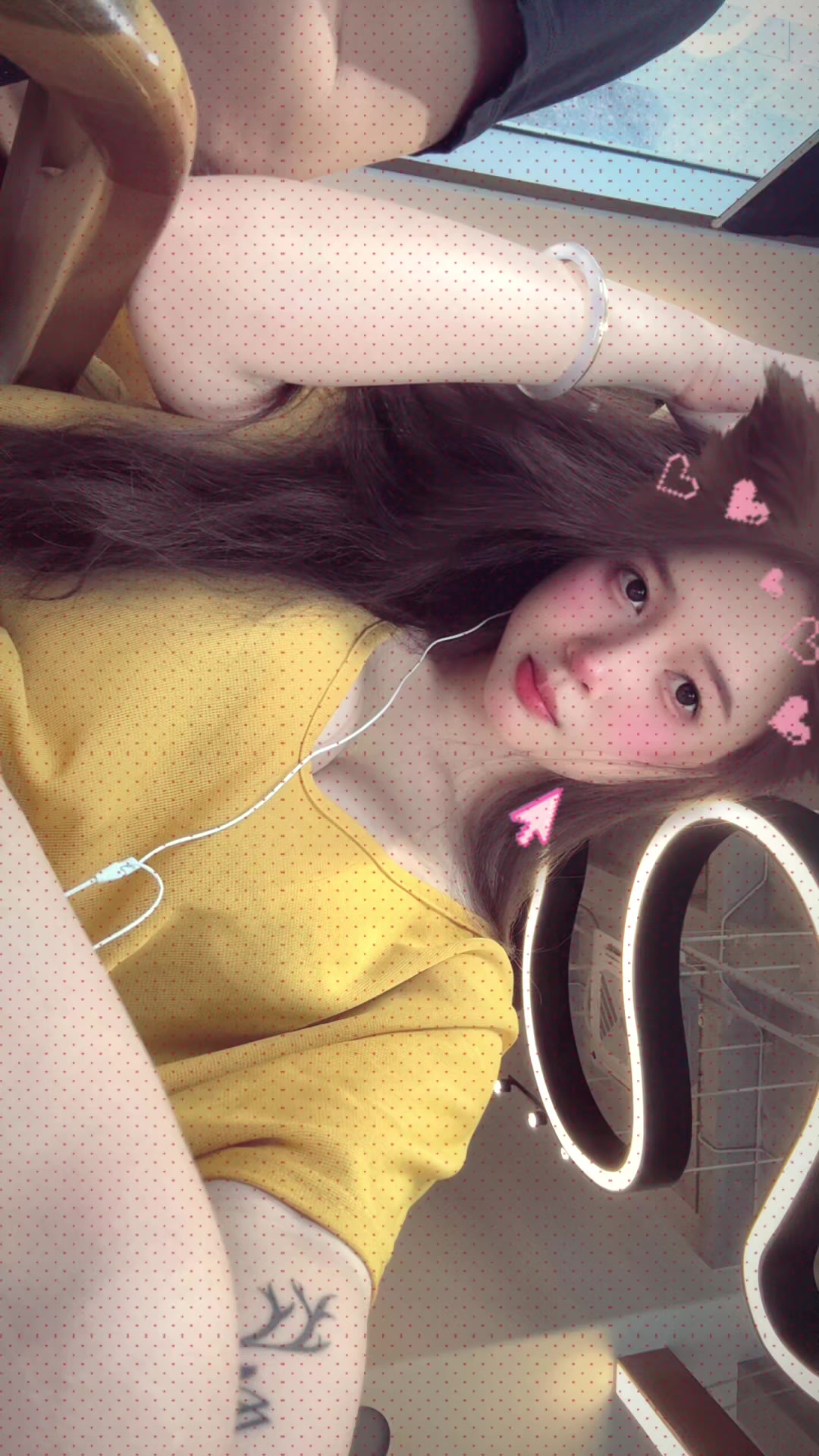 @Ng Việt z&uacute; T&acirc;y