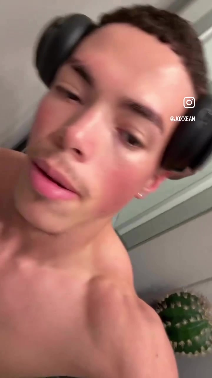 @GayMomentsTiktok