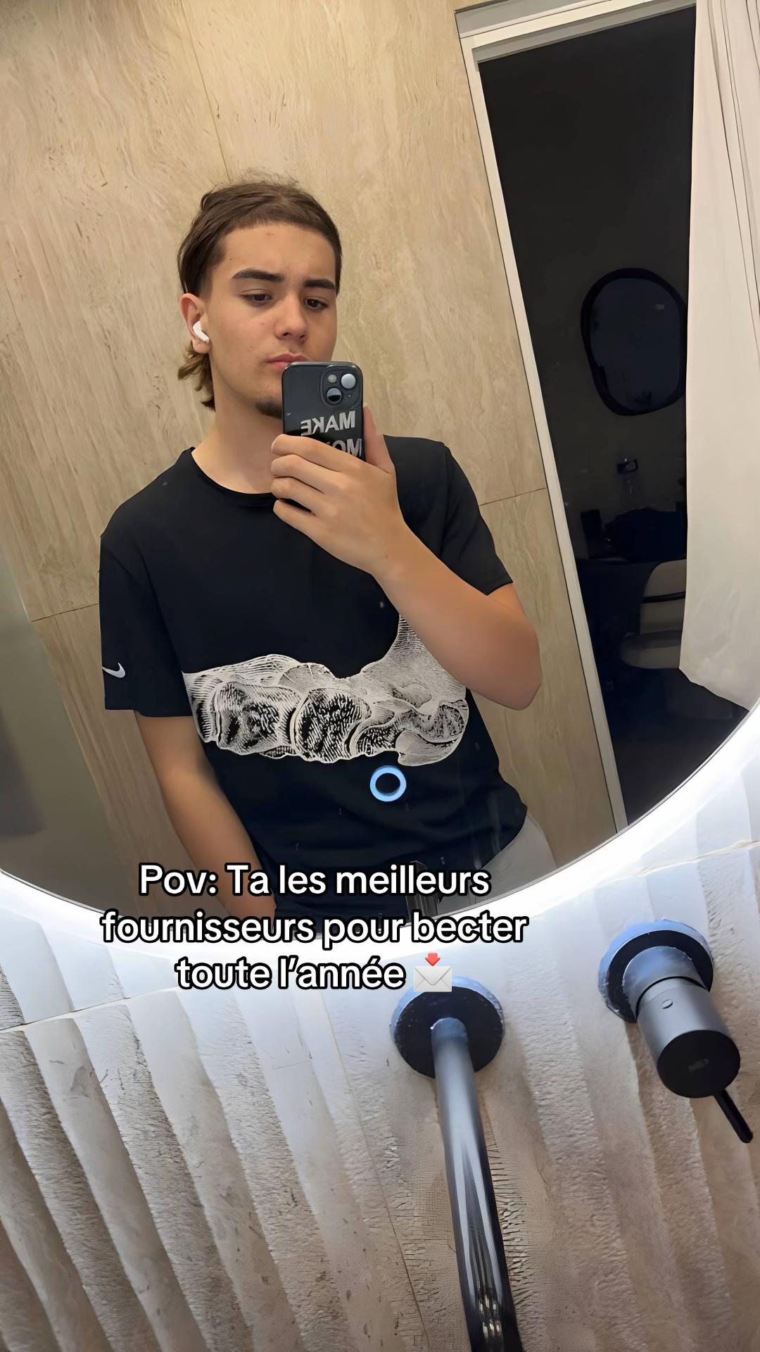 @️