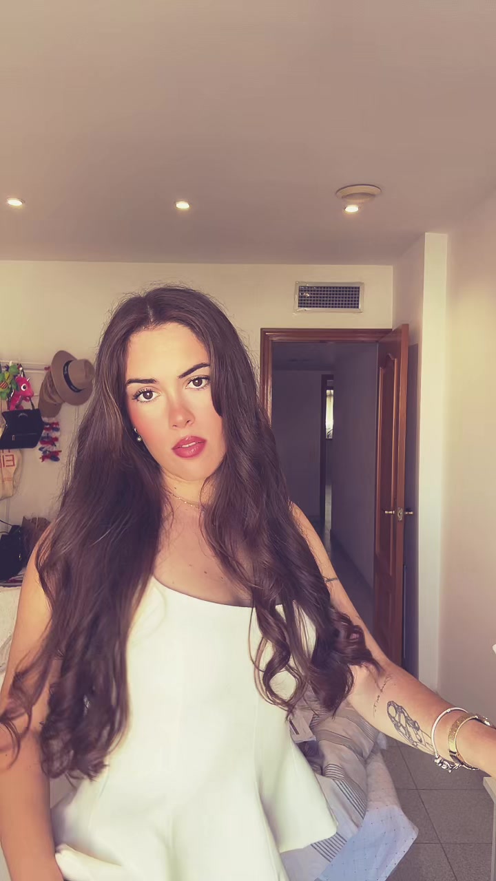 @laia vil&agrave;