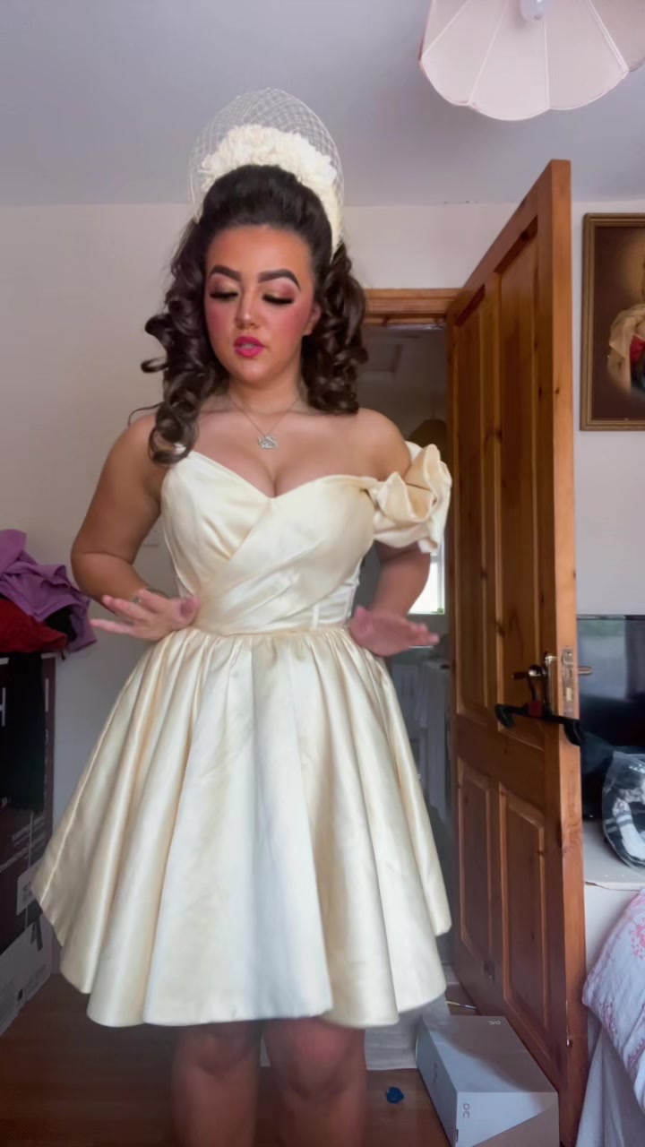 @ellensmag_18x