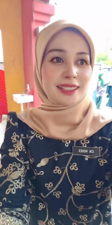 @Cik Roses 🌹