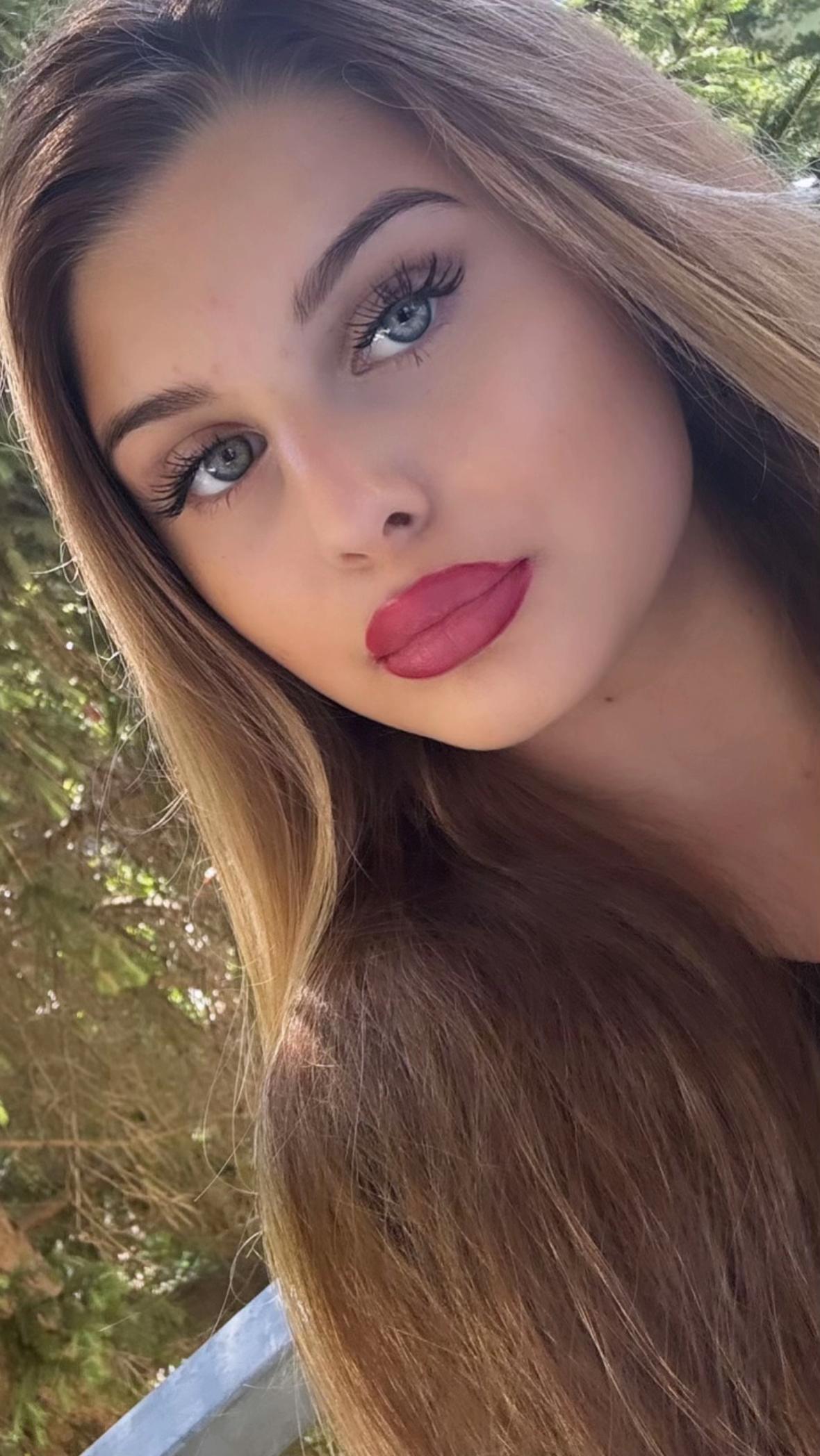 @𝒩𝒶𝓉𝒶́𝓁𝓁𝒾𝒶𝒽