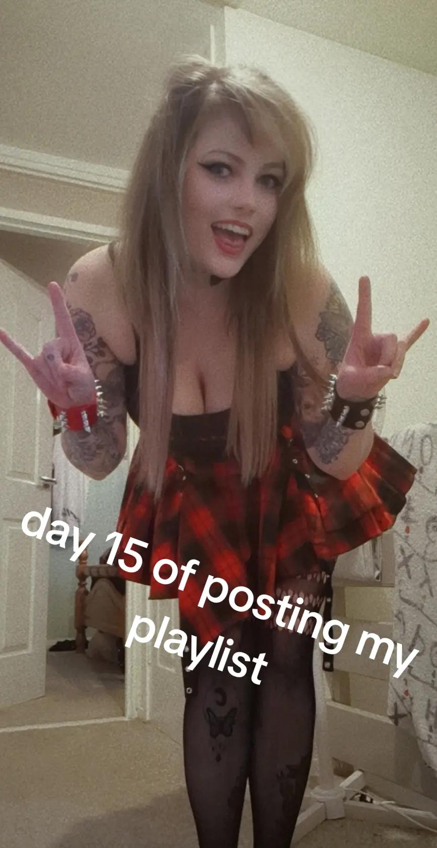 @HayleyCakes