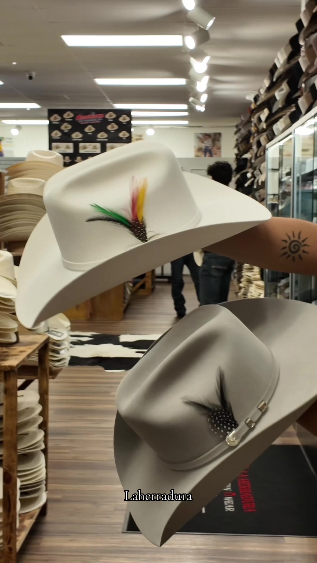 @La&ensp;Herradura&ensp;Western&ensp;Wear&ensp;SC