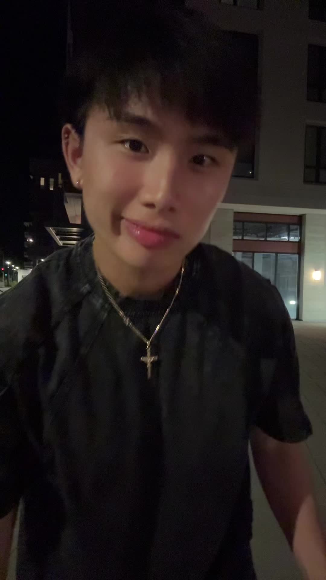 @JonnyDho