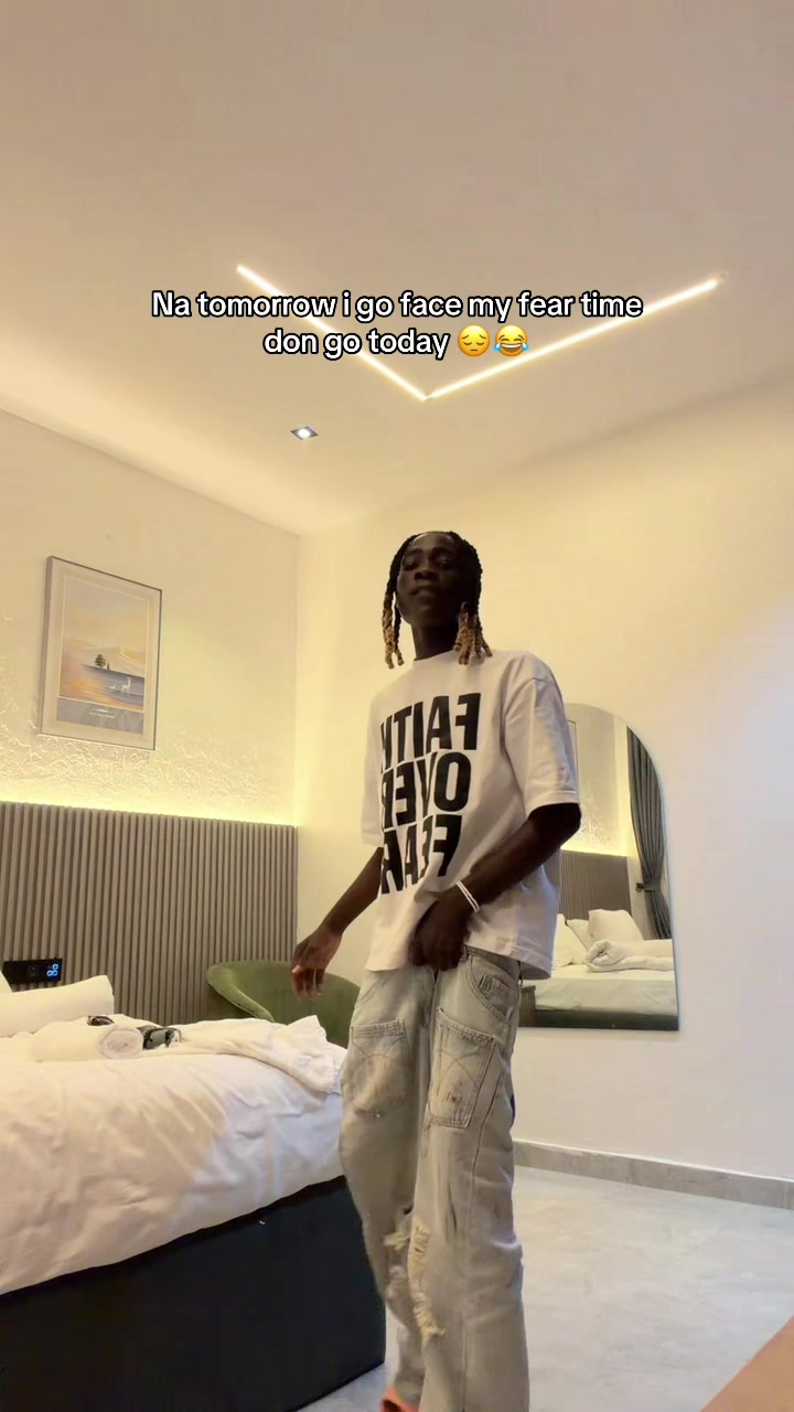 @PERRY 🦁⭐️🐍🚀