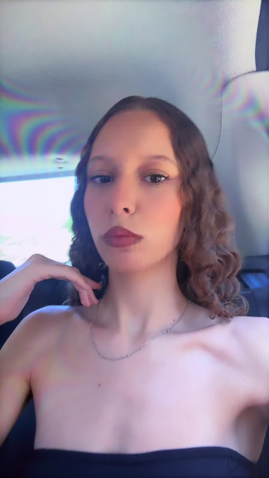 @𝟏𝟕