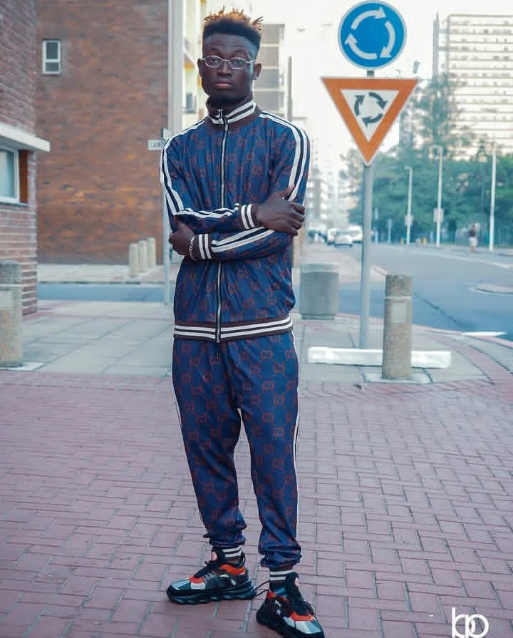 @Ombezilee💎🇨🇩