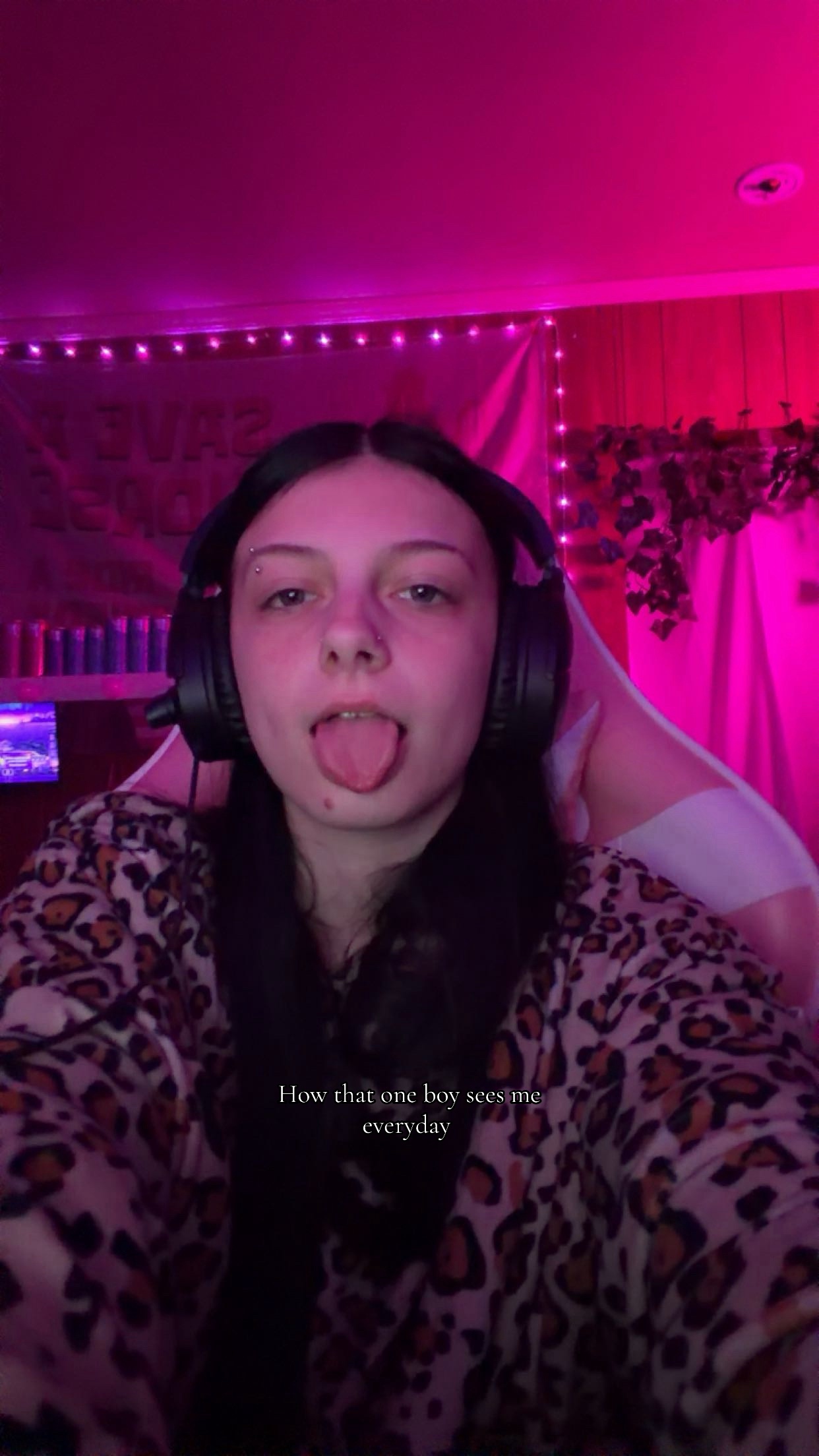 @ℰ𝓂✨