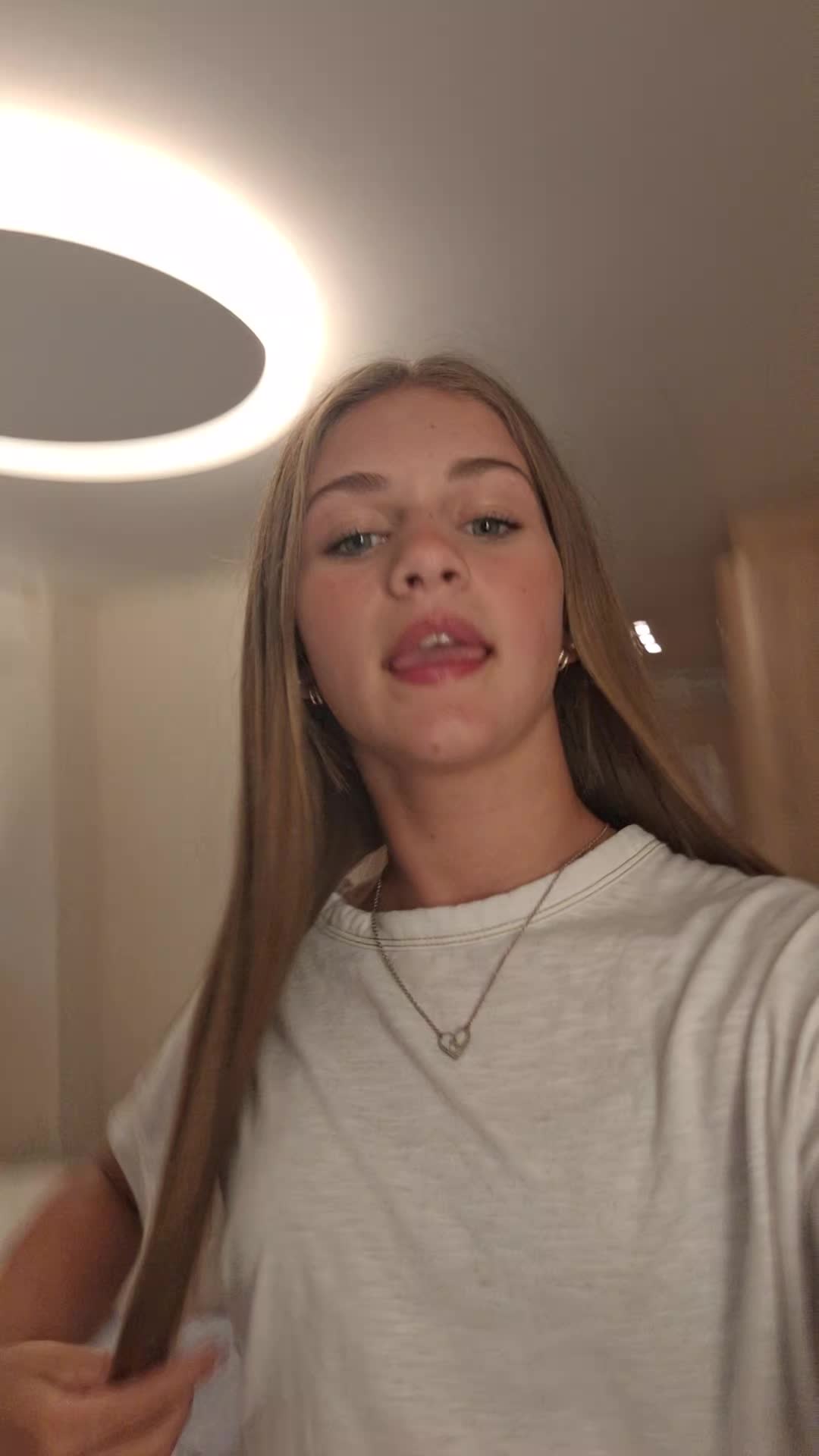 @CrazyRea0728