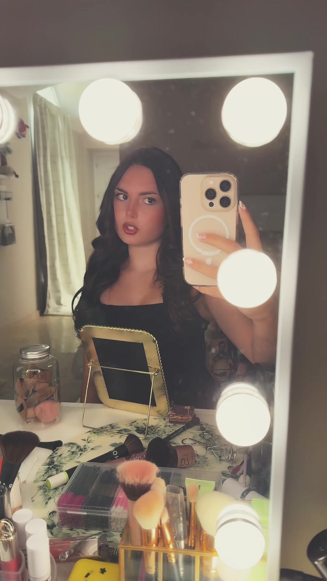 @𝓉ℯ𝓈𝓈