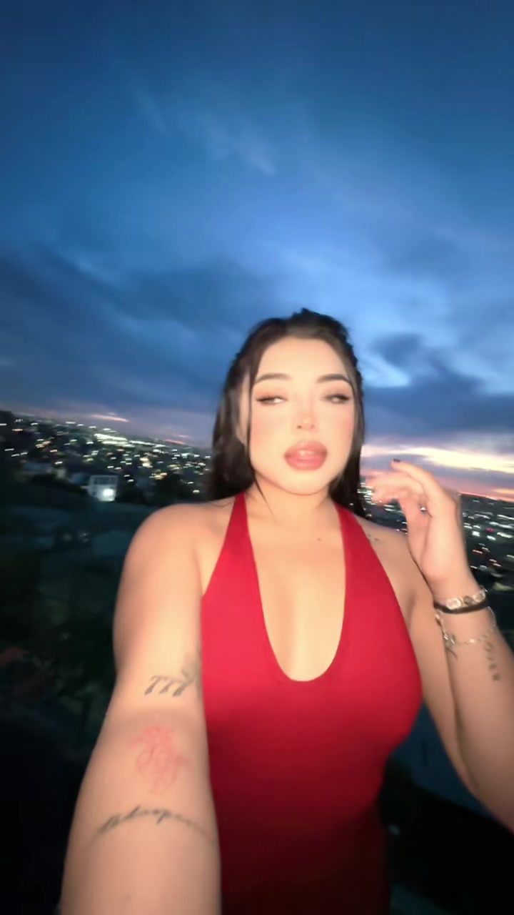 @000_27