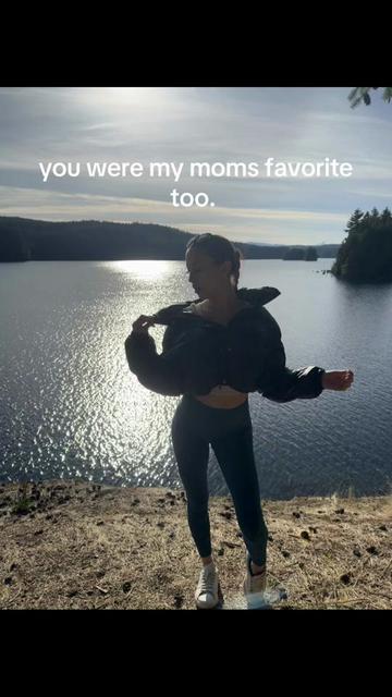 @Destinee ❯❯❯❯❯