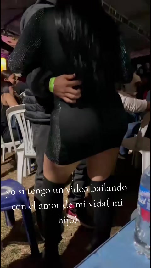 @AZ❤️👄