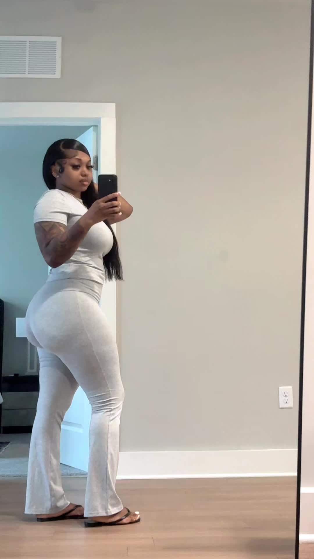 @Anaa Lee