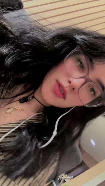 @Isabella Uzcategui (pingui🐧)