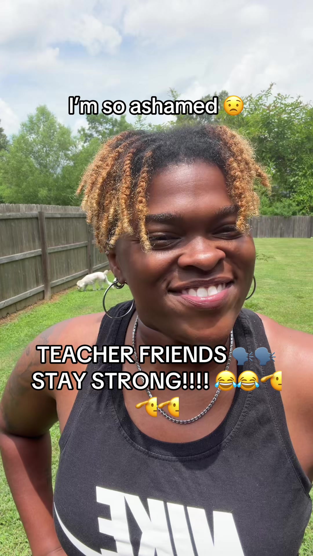 @Mrs. Hood&bull;TEACHER🍎