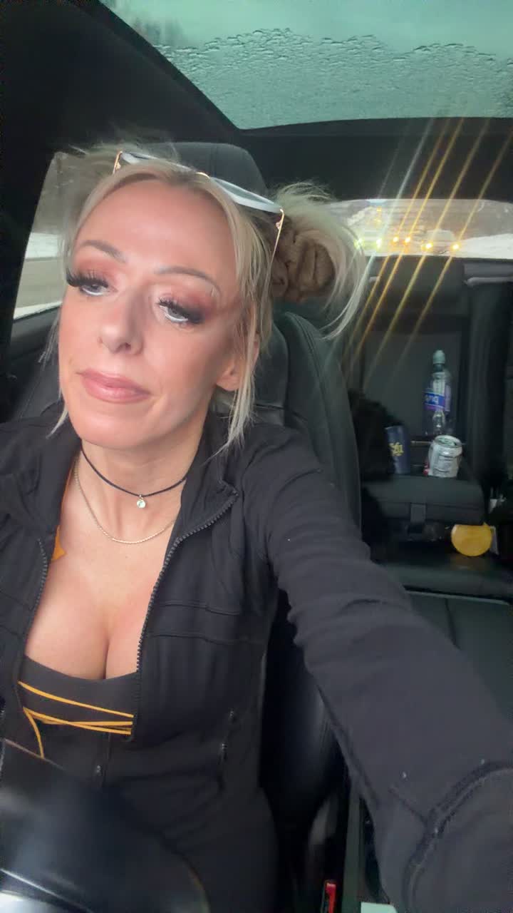 @gonebananas35