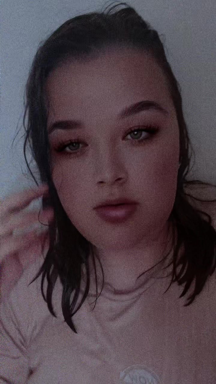 @DinoBrat🦖😈