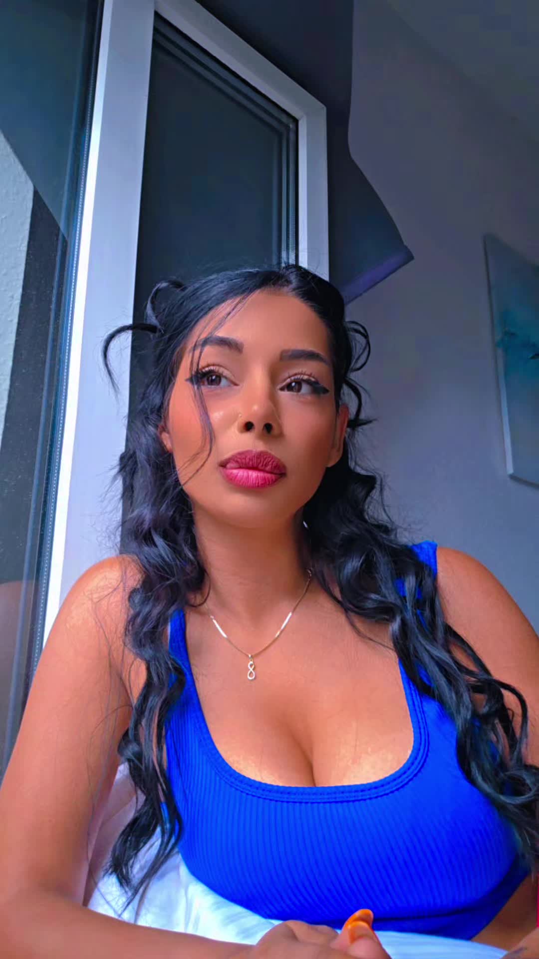 @Lavinia_Willson