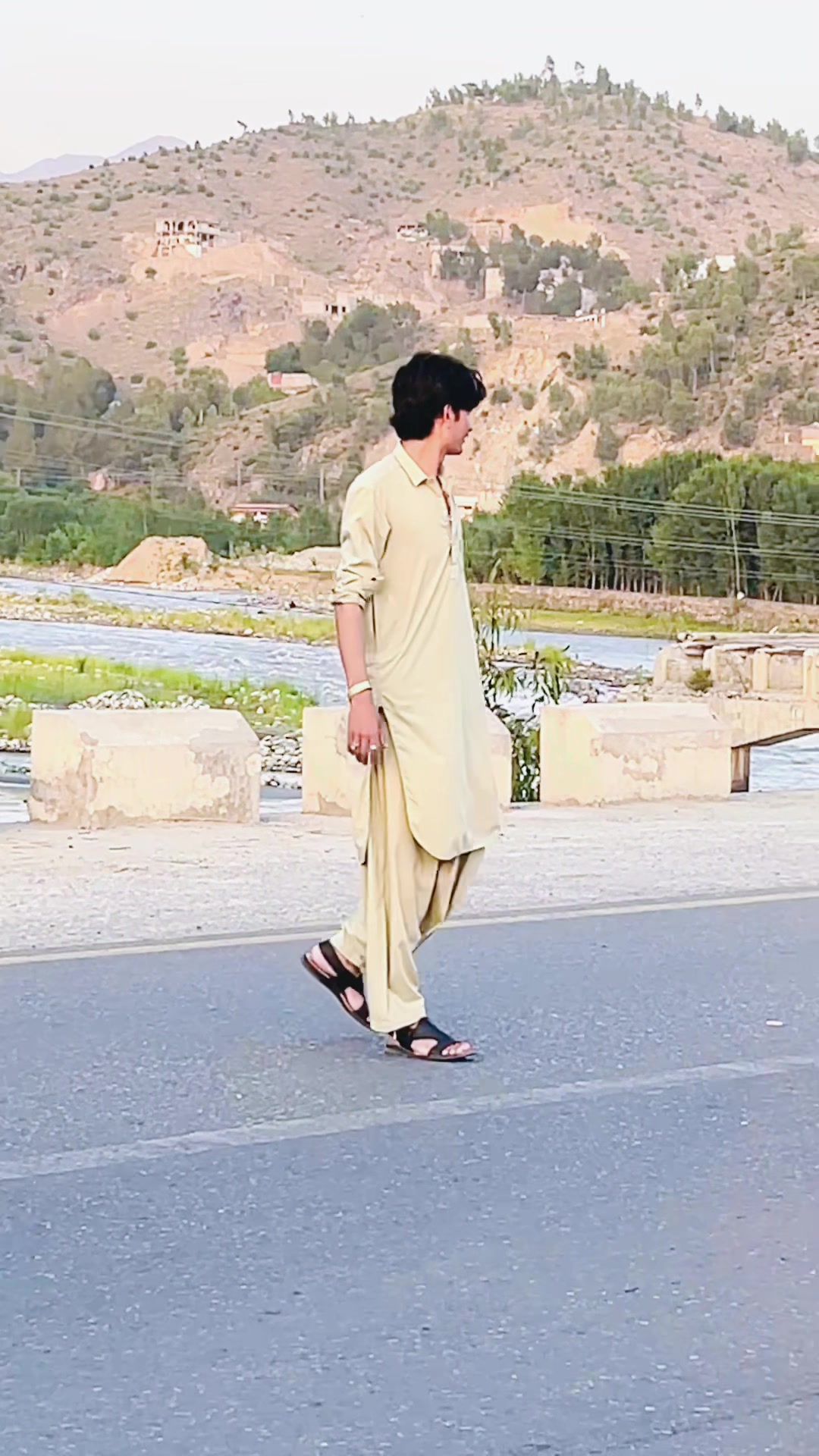 @🦅shakir paThan🦅