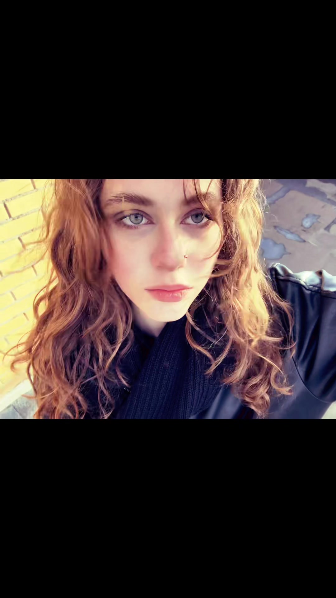 @lis&agrave; f