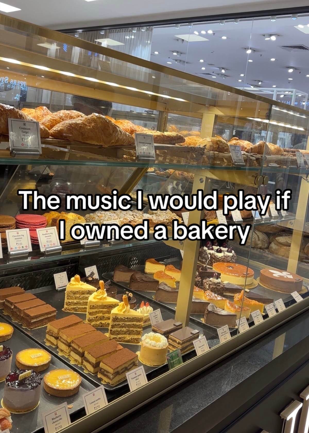 @Randomvideos_