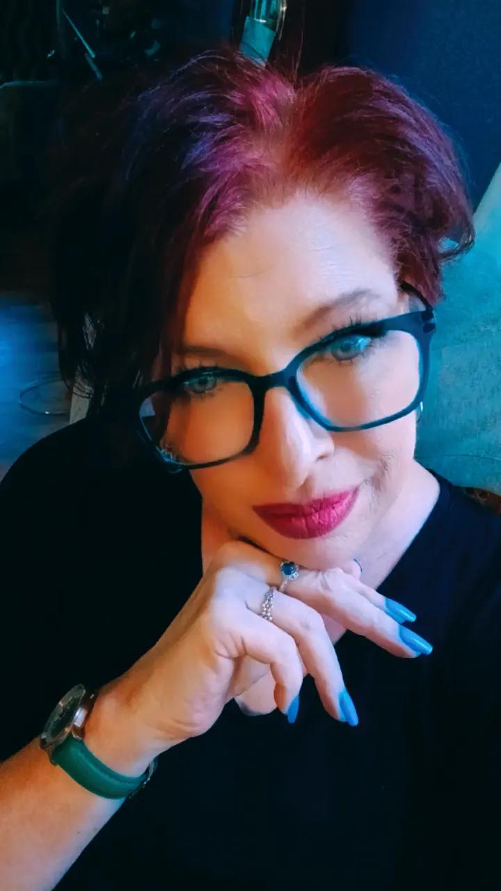 @queenmags