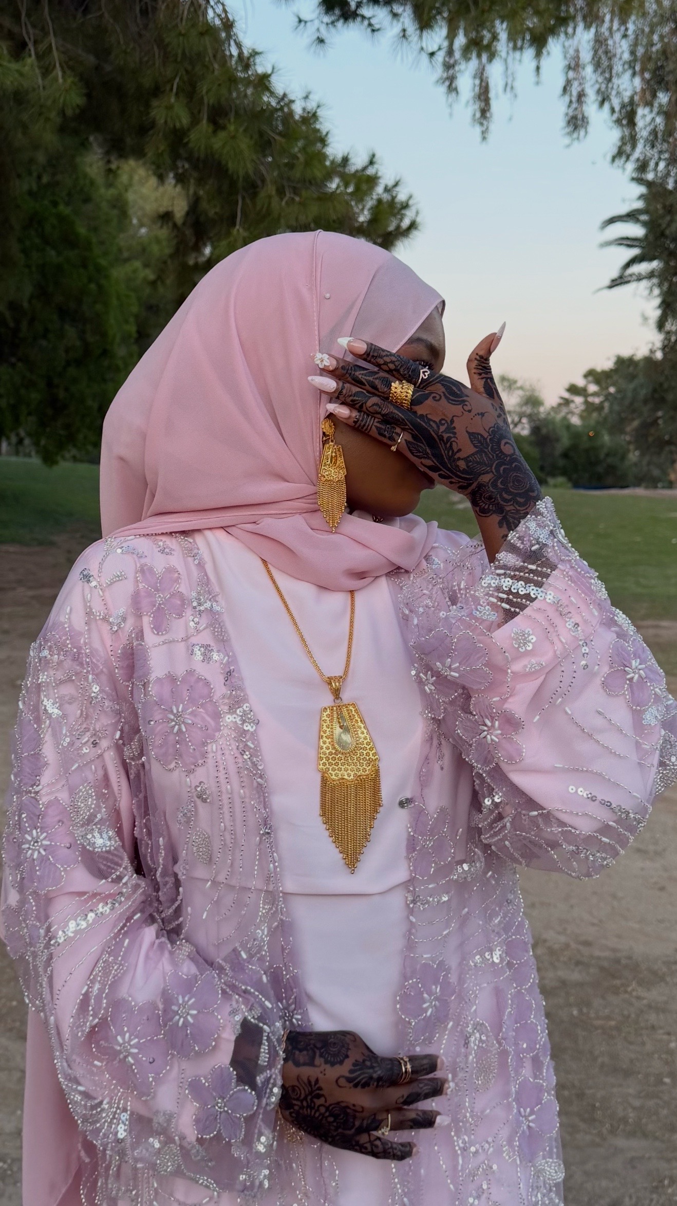 @| Waka&rsquo;s Beauty Hands |