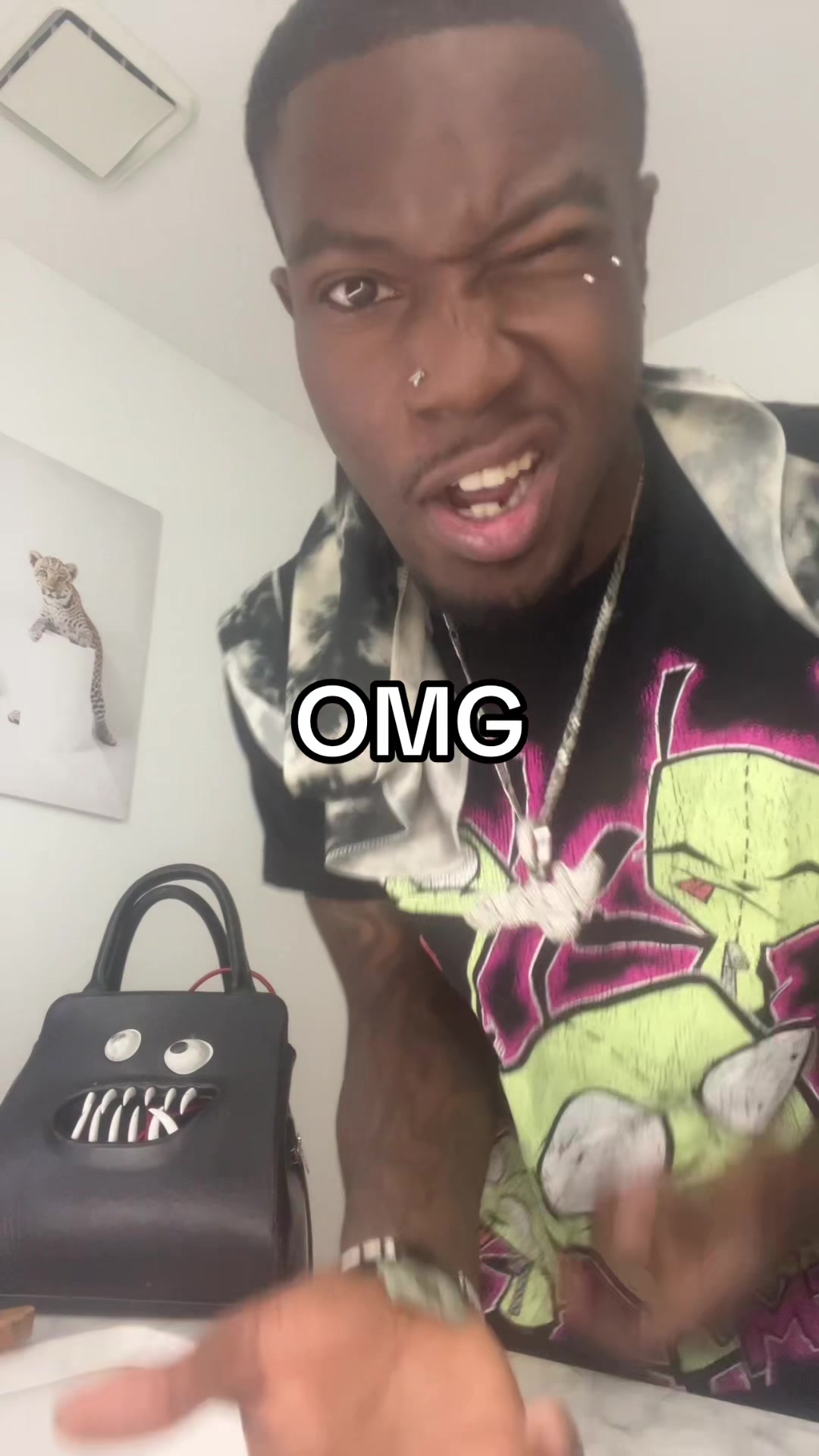 @Vyne