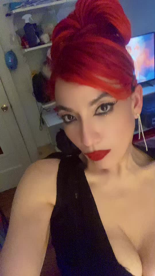 @Makeup from red