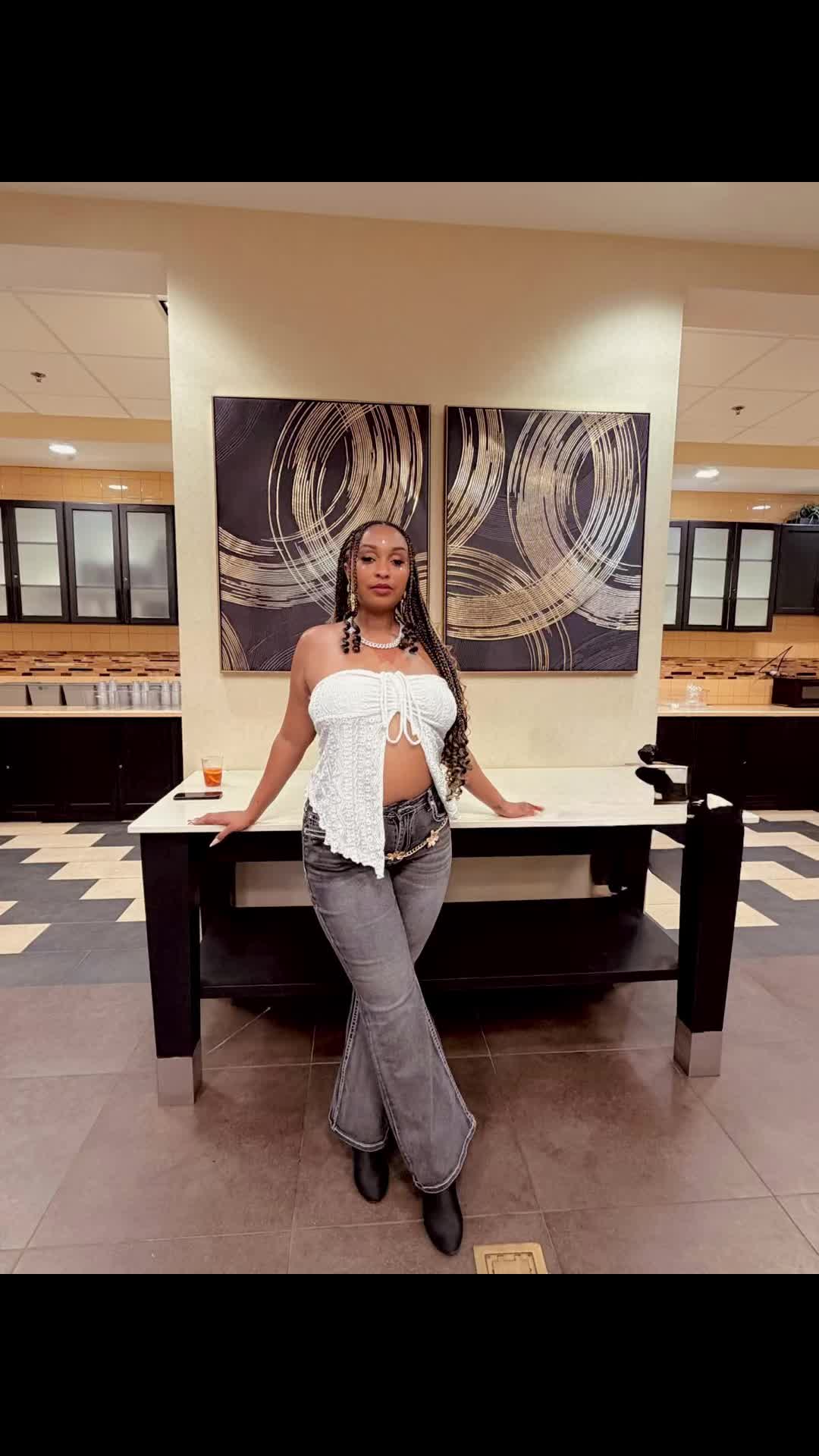 @MaaniGyal420