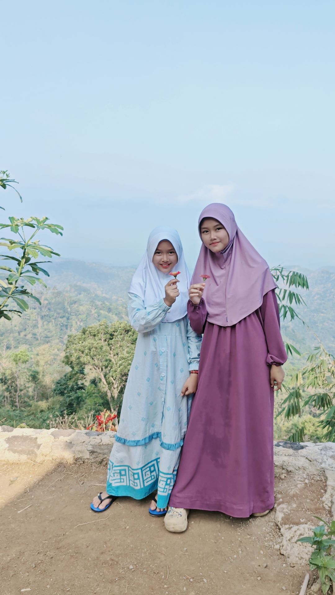 @Disini_Aja_Cafe