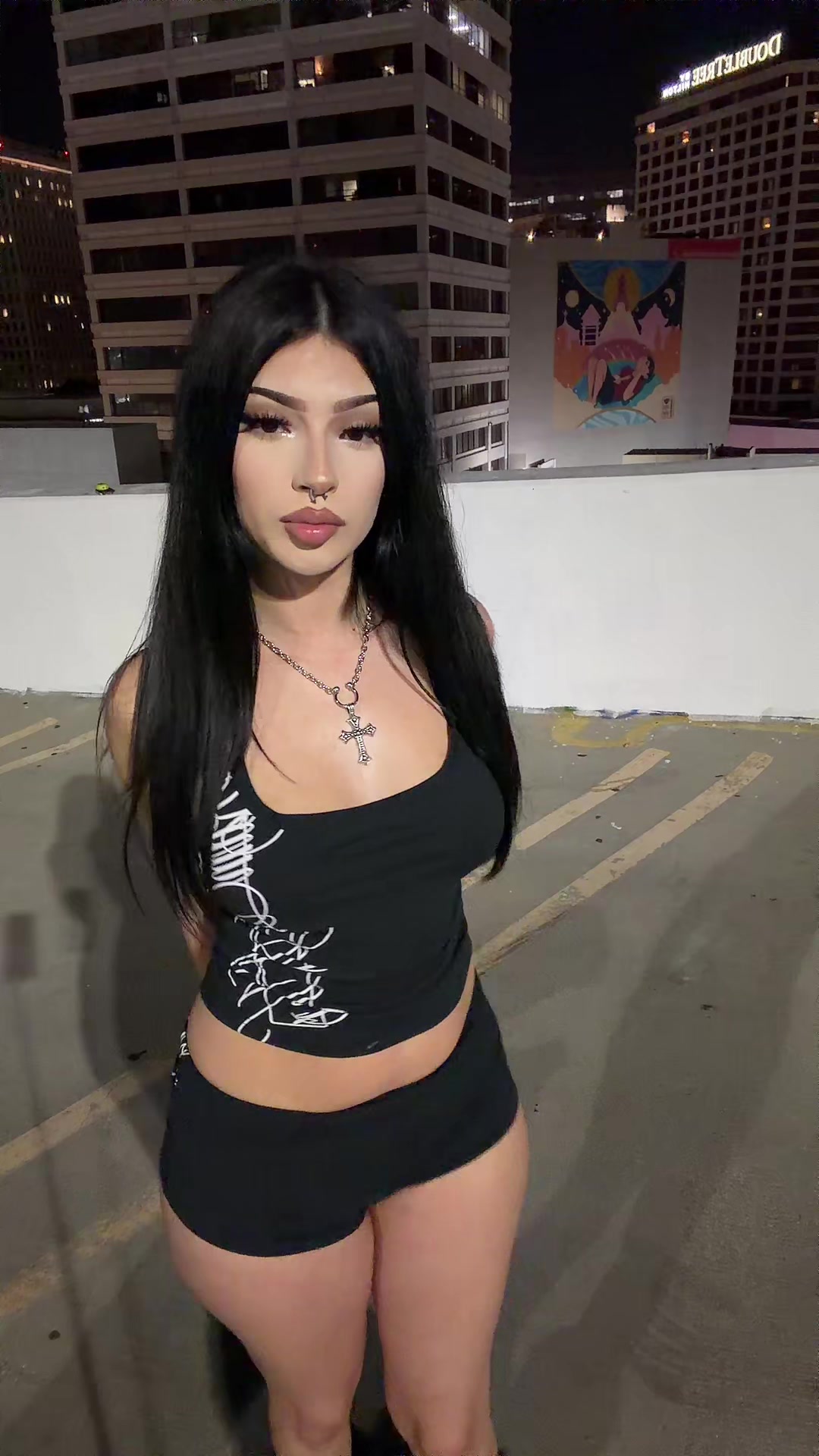 @itskiraswrld