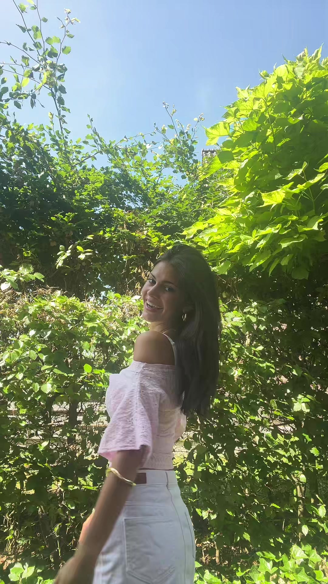@𝑨𝒏𝒏𝒂𝒍𝒖𝒄𝒊𝒂