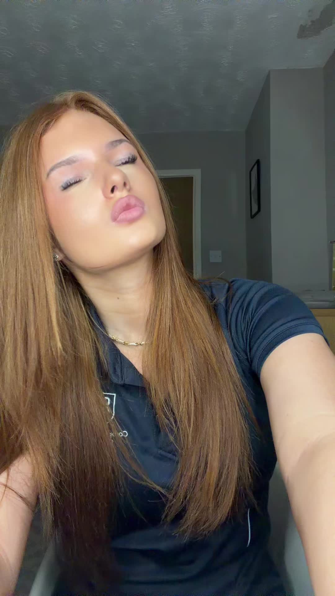 @serenandolivia