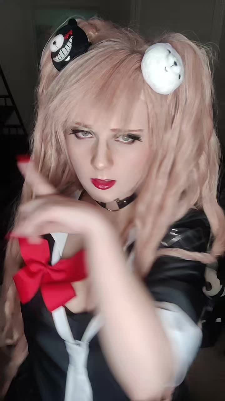 @Cosplayer antics