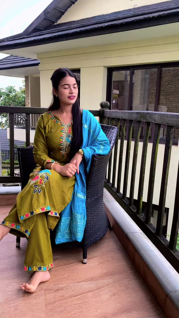@Thakuri niku ❣️❣️
