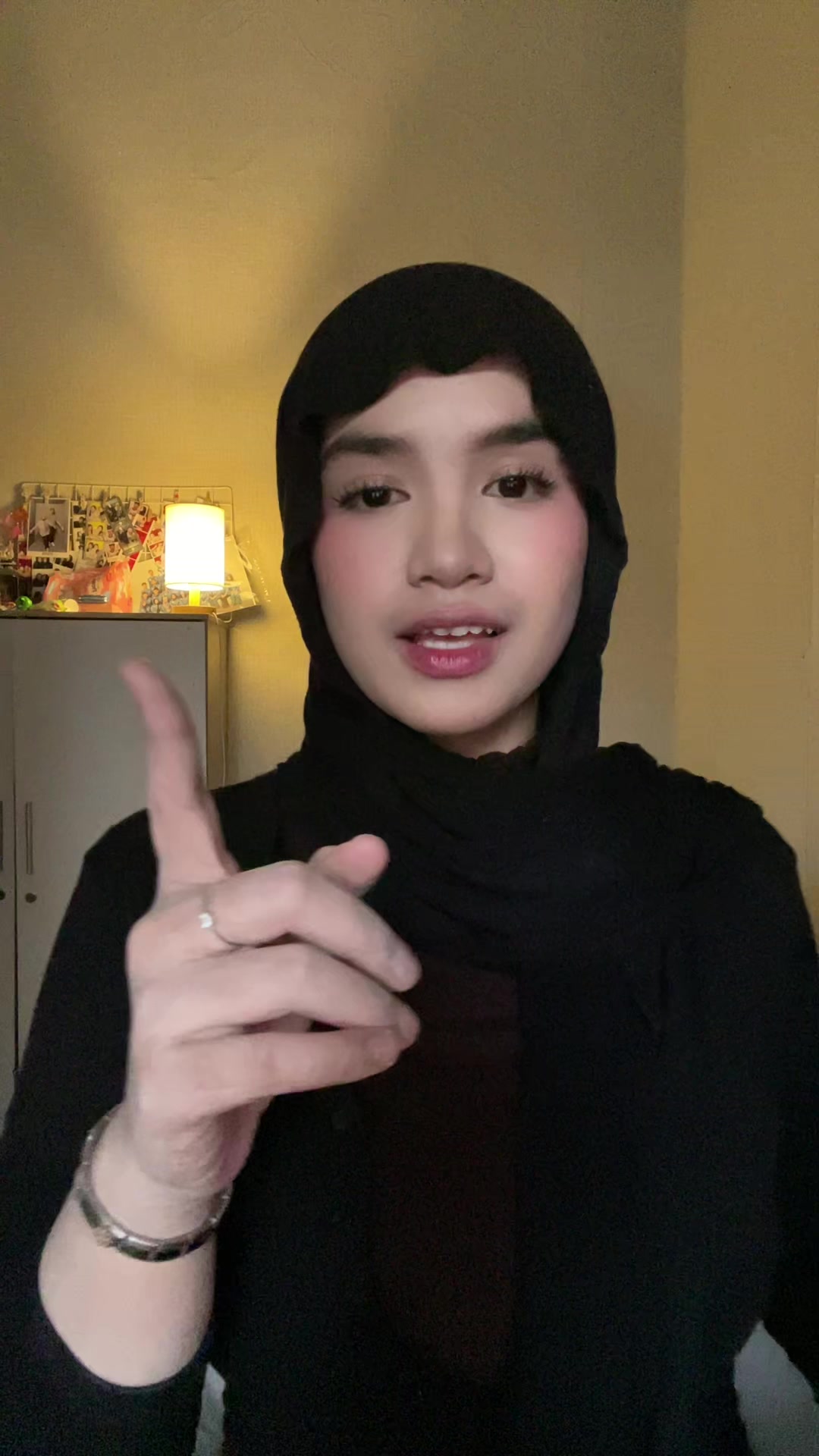 @Nayyut