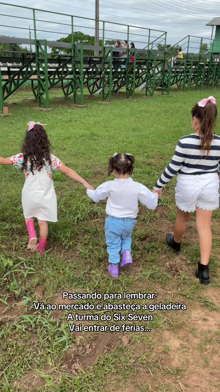 @Larissa Moura