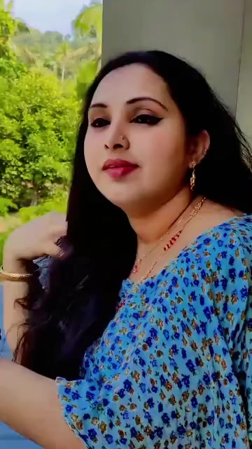 @)(সুমি চোীধুরী)(