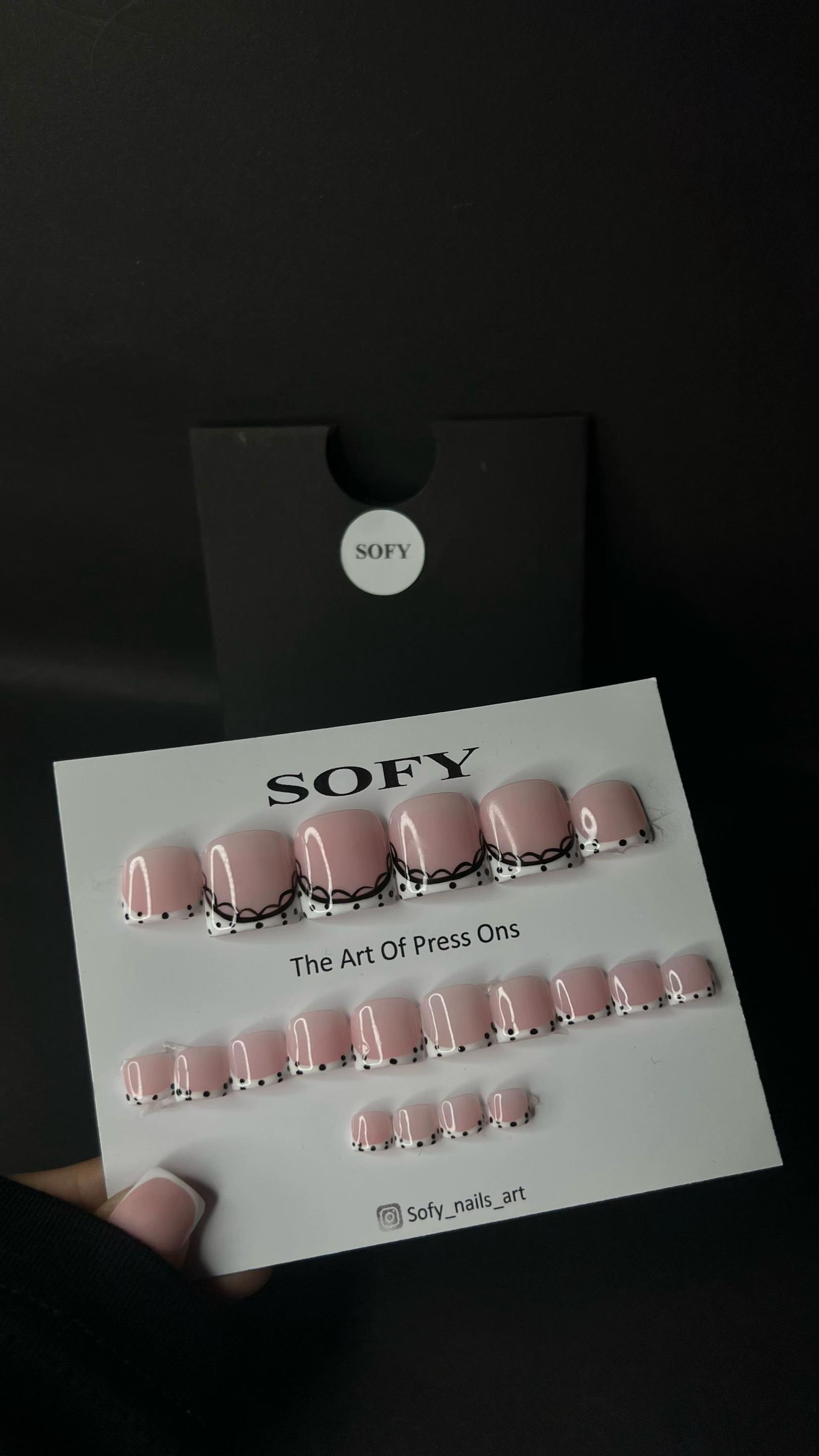 @Sofy_nails_art