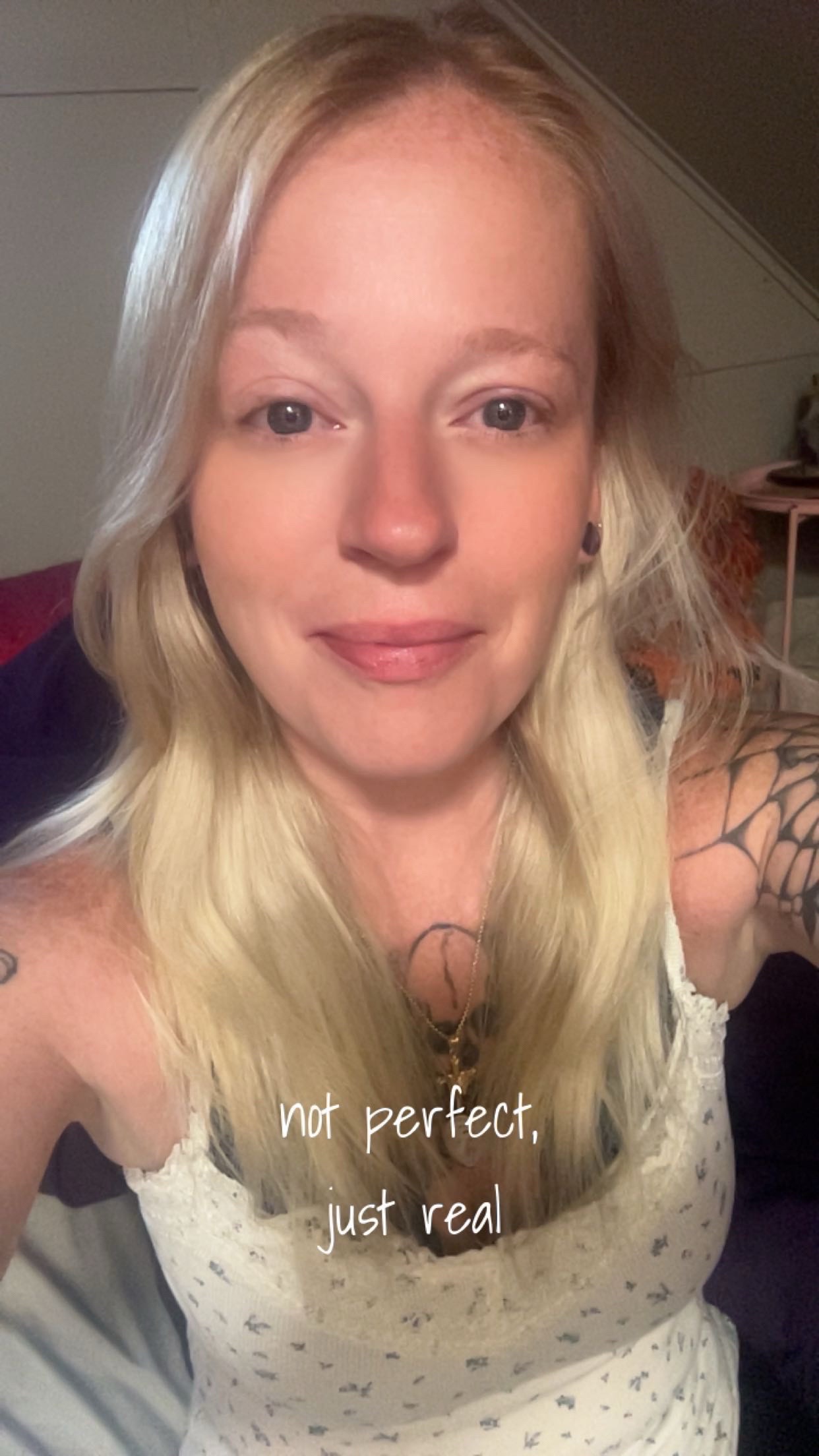 @queenbee03