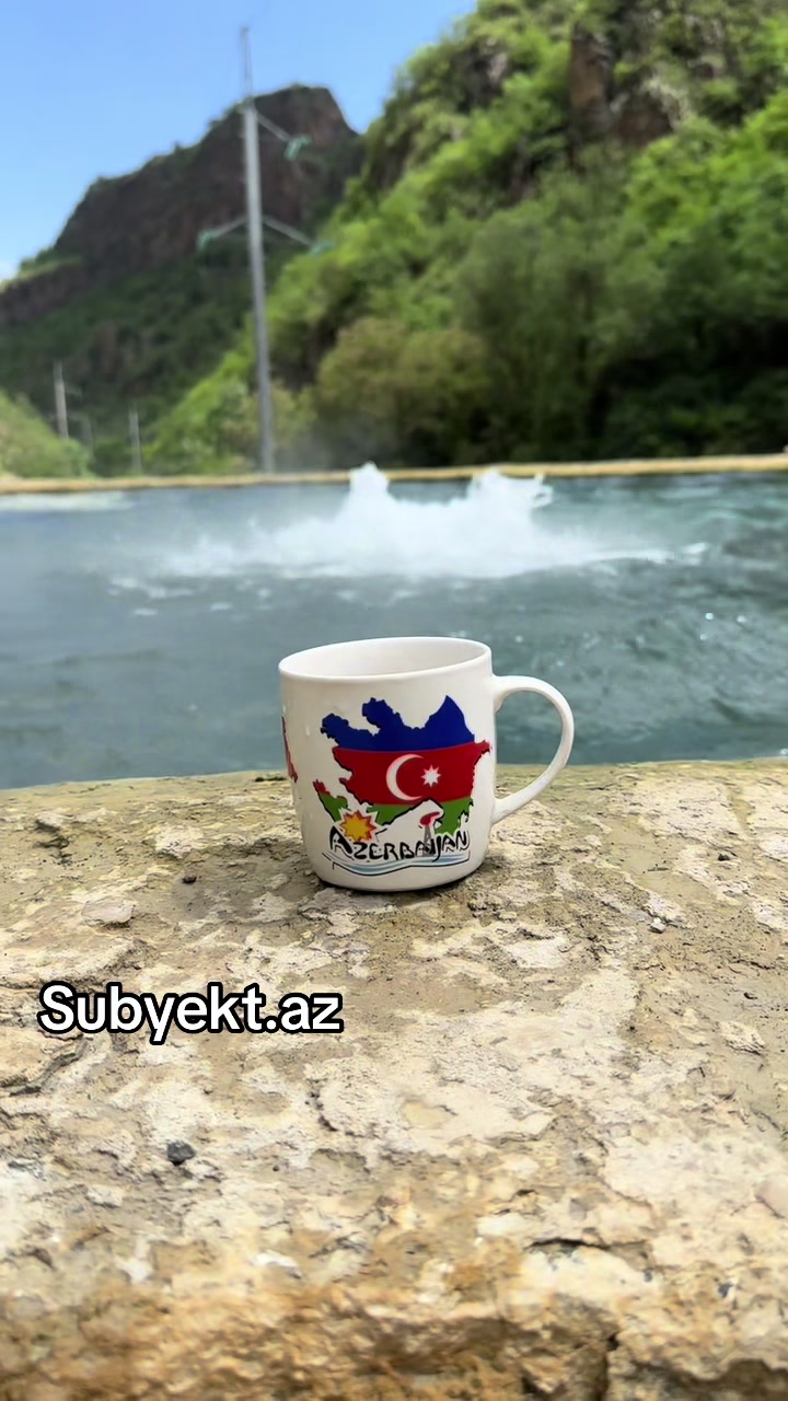 @R&ouml;vşən H&uuml;seynov