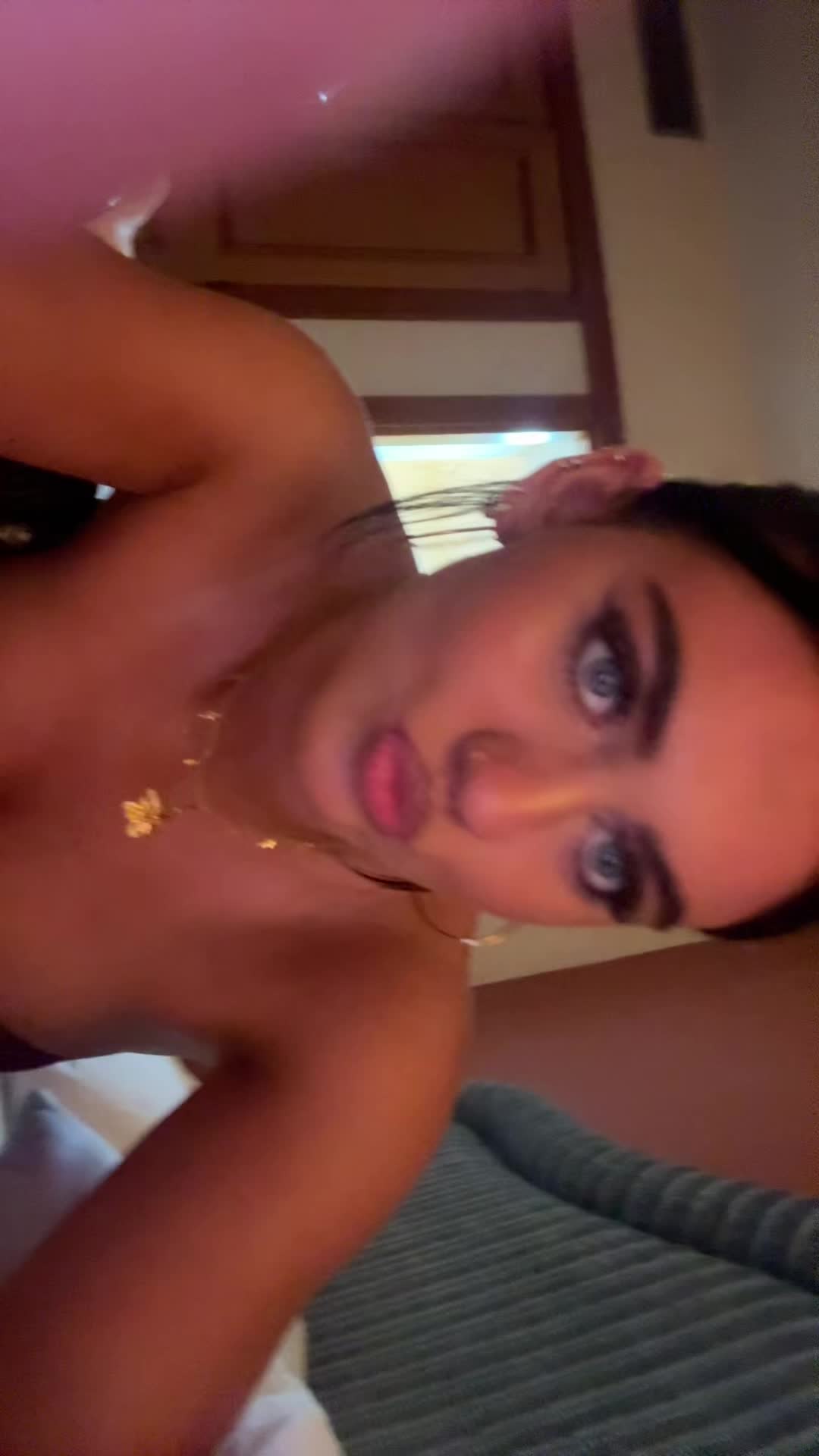 @lilly j